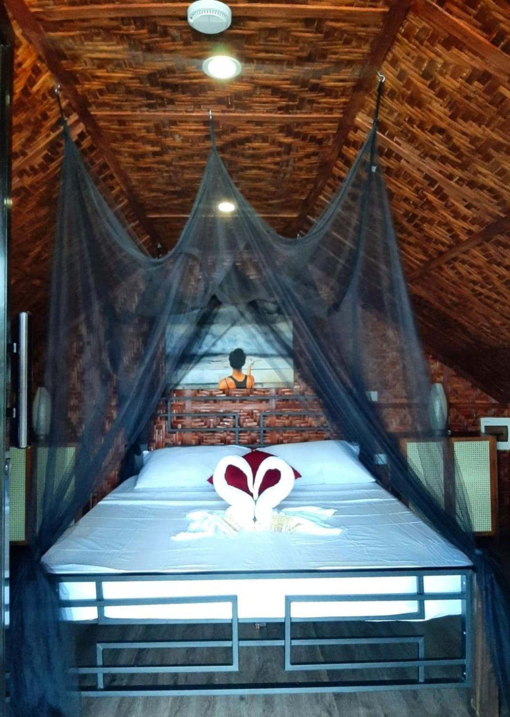 Hotel Jush Native And Glamping Dauis Exterior foto